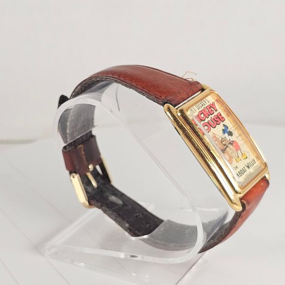 Lorus Disney Mickey Mouse Watch Steamboat Willie 27mm Leather Strap Vintage - Picture 7 of 11